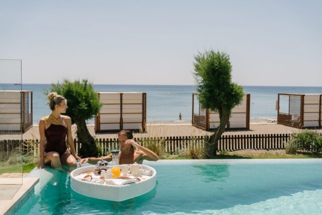 Amada Colossos Resort